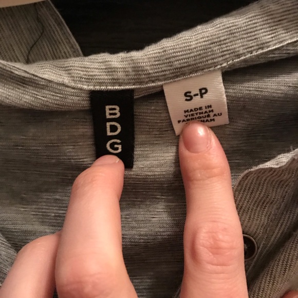 BDG button down - Picture 4 of 4